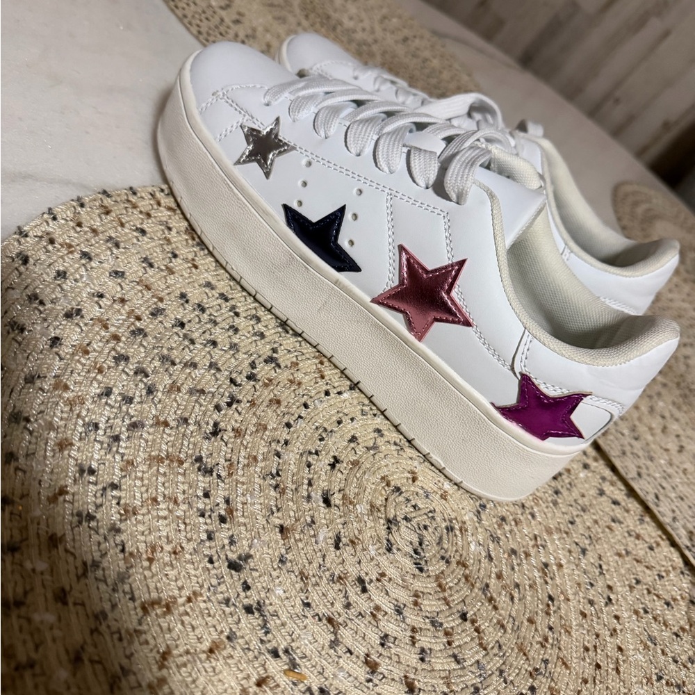 J Adams  8.5 White Multi-Star Sneakers
